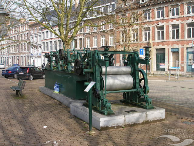 MONU - Laine